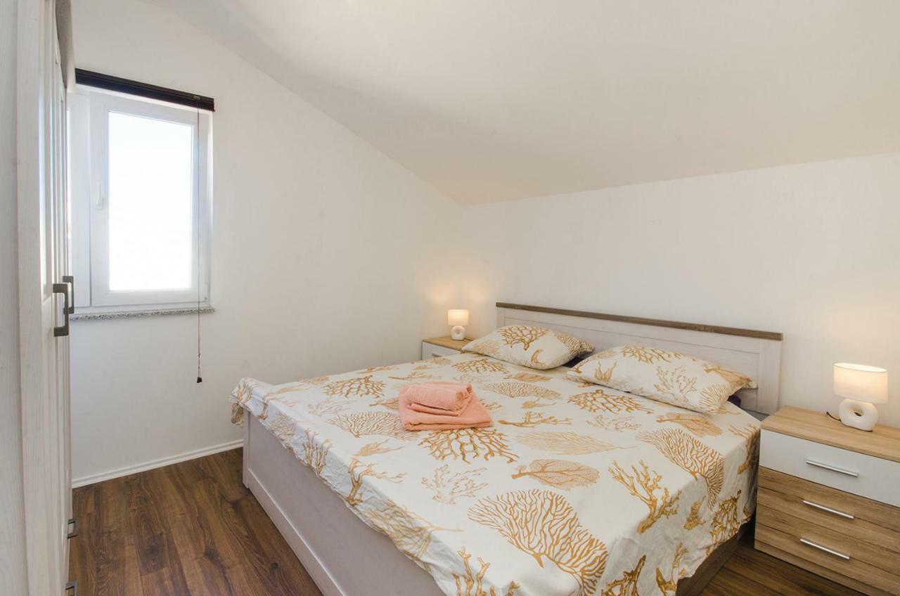 Apartman Korina Сукошан Экстерьер фото