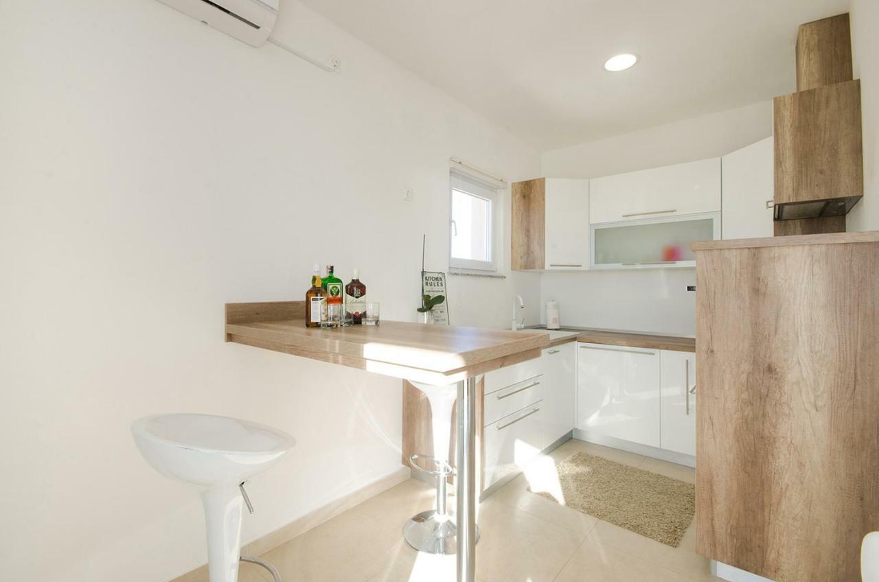 Apartman Korina Сукошан Экстерьер фото